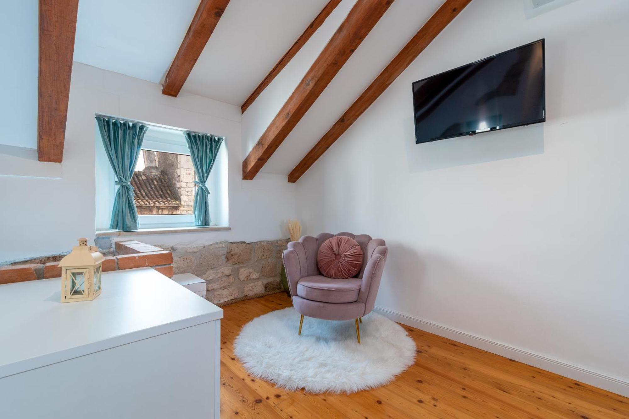 Manero Villa Трогир Екстериор снимка