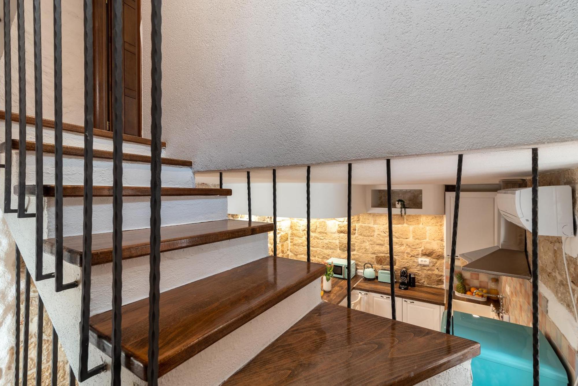 Manero Villa Трогир Екстериор снимка